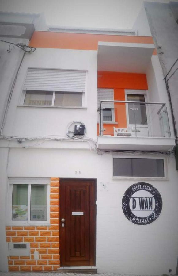 D Wan Guest House Peniche Exterior foto